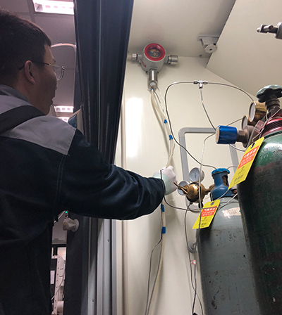 南京某高校实验室气瓶间气体检测仪维护